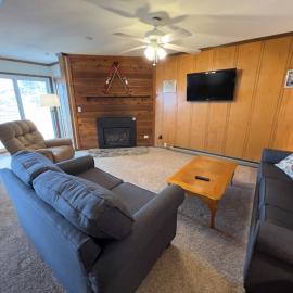 Summit 203D Mtn Views WiFi Parking Washer Dryer, Hotel in Snowshoe