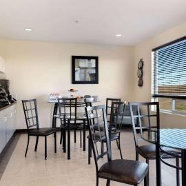 Days Inn by Wyndham Grande Prairie, hotelli kohteessa Grande Prairie