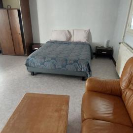 Beau studio, hotel in Châteauroux