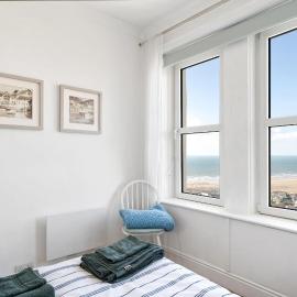 Apartment Expansive Sea Views Private Parking