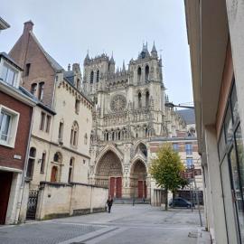 90m Cathédrale - Plein centre- 2ch - 4 couchages - 6 personnes