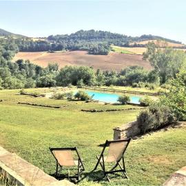 Umbrian Farmhouse Retreat with Private Pool and Garden