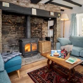 Cosy cottage hideaway set in beautiful countryside - Pass the Keys