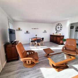 6 appartements et 4 adresses à mi-chemin entre le Vieux Port et l île de Ré