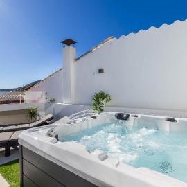 CASA BANDERAS SPA & Gestión CAMINITO DEL REY, מלון בCarratraca