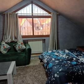 Lovely & Cozy Self-Contained Studio Apartment For 2 Guests Apt No 3