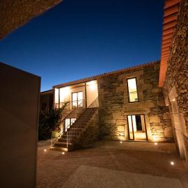 Casa de Trás-o-Muro, hotel in Vila Real