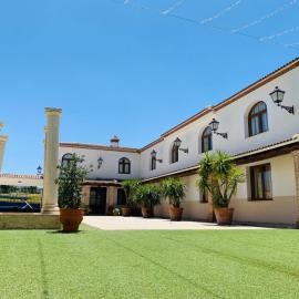 Hotel Restaurante Paneque, hotel sa Villanueva del Trabuco