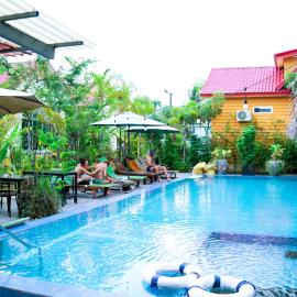 Yellow Star Hostel, hotel v destinácii Kampot