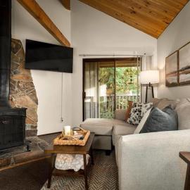 Cedar Creek Cabin, hotel in Whitefish