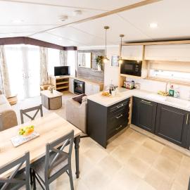 2Bed Whitley Bay Home - Free Parking, Close to beach & St Mary's Lighthouse