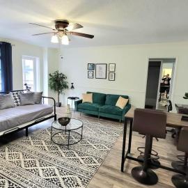 ATL Downtown Private Balcony 24h Concierge PT9N, hotel u gradu Atlanta