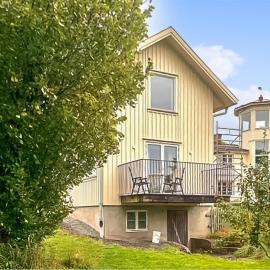 Nice Home In Mellerud With Sauna, khách sạn ở Mellerud