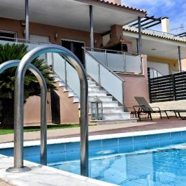 Villa Cat El