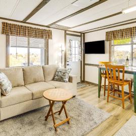 6 Mi to Old Town, Panoramic Views: Cottonwood Gem!, hotel in Cottonwood