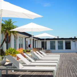 Barrys Beach Road Hotel, ξενοδοχείο στο Σίδνεϊ