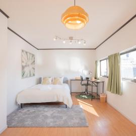 住吉メリー4階建戸建て 最大16人まで! 住吉大社徒歩圏内 梅田奈良関空まで直行