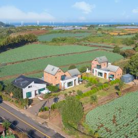 Jeju brickninemansion
