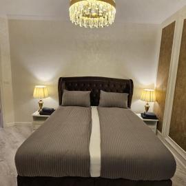 Book your Cozy and Luxury Apartment in City Center Suceava