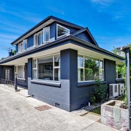 Park View - Spacious Inner City - 4 bedrooms - 2 bathrooms, hotel in Invercargill