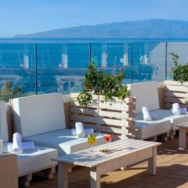 Aparthotel Los Dragos del Sur, hotel u gradu Puerto de Santjago