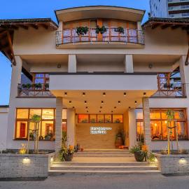 Hotel Kamélia, hotel Zsolnán