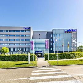 Park Inn by Radisson Liege Airport, khách sạn ở Liège