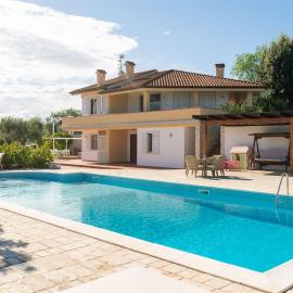 Villa Polignano con Piscina by Wonderful Italy