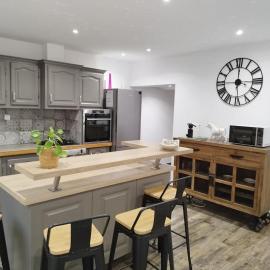 chez sandrou, hotel in Aigues-Mortes