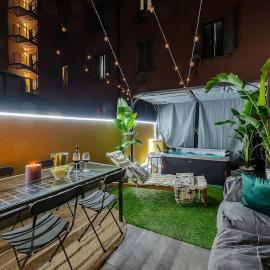 Villa Duomo - Jacuzzi e Terrazzo - Cinema - Free Parking - Gym