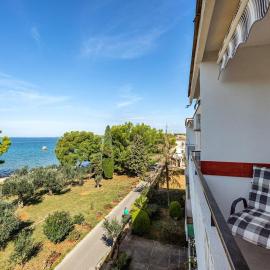 Apartment Ivana with Sea View - Pet Friendly