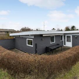 Pet Friendly Home In Glesborg With Wifi