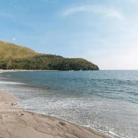 RedDoorz Hostel at Megans Paradisio Beach Resort, hotel sa Zambales
