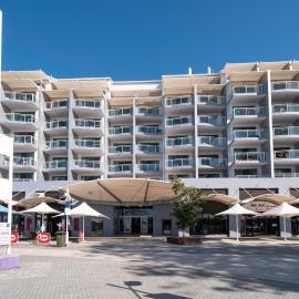 The Entrance Waterfront Studio, Balcony, Pool, Water Views, Unit 208