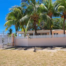 Sunshine Beach Villa