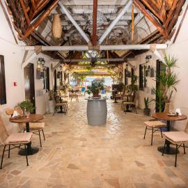 Lava Beach Suites, hotel in Agia Galini
