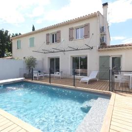 charming house in a quiet environment with private swimming pool, near the village center of maussane-les-alpilles - 8 people