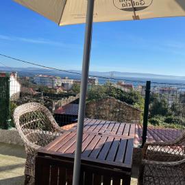 Mobilhome en Ribeira con vistas, hotel in Ribeira