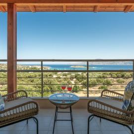 Villa Marathi with stunning ocean view