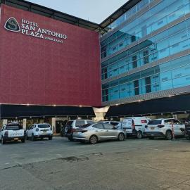 San Antonio Plaza、アパルタドのホテル