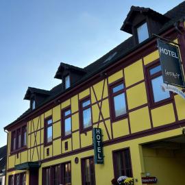 Hofreit am Bierkeller, hotel u gradu Kel na Rajni
