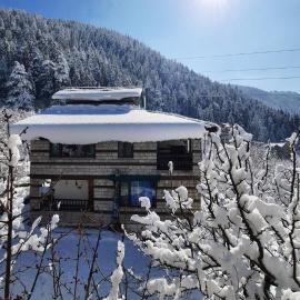 The Hideout - Hiraeth, hotel en Manali