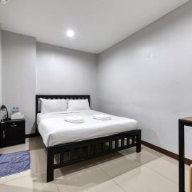 Red Pin Inn 好运旅馆