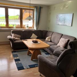 Ländliche Wohnung bei Buchenberg im Allgäu โรงแรมในBuchenberg