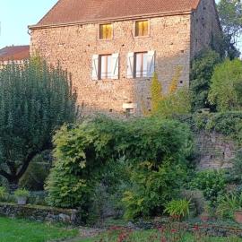 Le retour aux sources, hotel sa Nolay