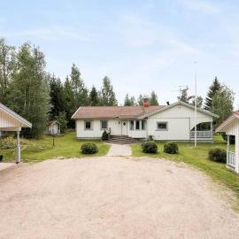 Villa Bessberget, hotel in Edsbyn