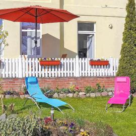 2 Bedroom Cozy Apartment In Malchow