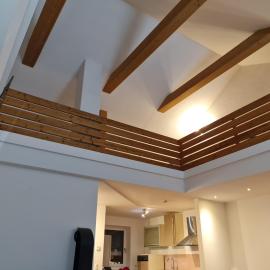 Sarahs Village Apartment - Billiard und Kamingeflüster