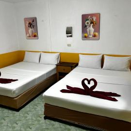 Coco's Guest House, hotel v destinaci Phi Phi Don