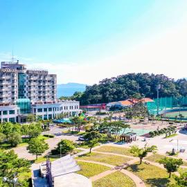 Namhae Sports Park Hotel, hotell i Namhae
